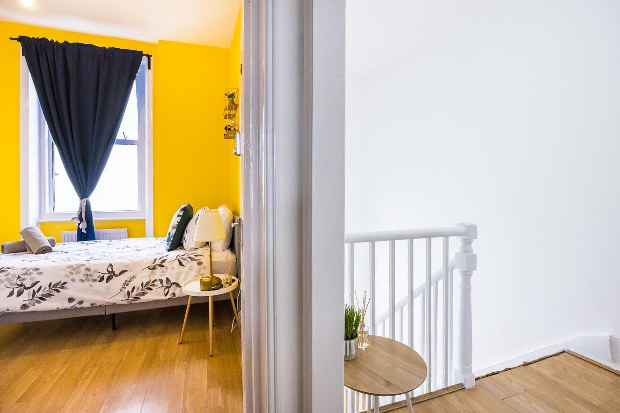 Victoria Hub Guest house London